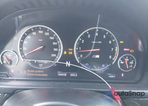 2013 BMW M5 from USA, damaged, VIN WBSFV9C52DC773928